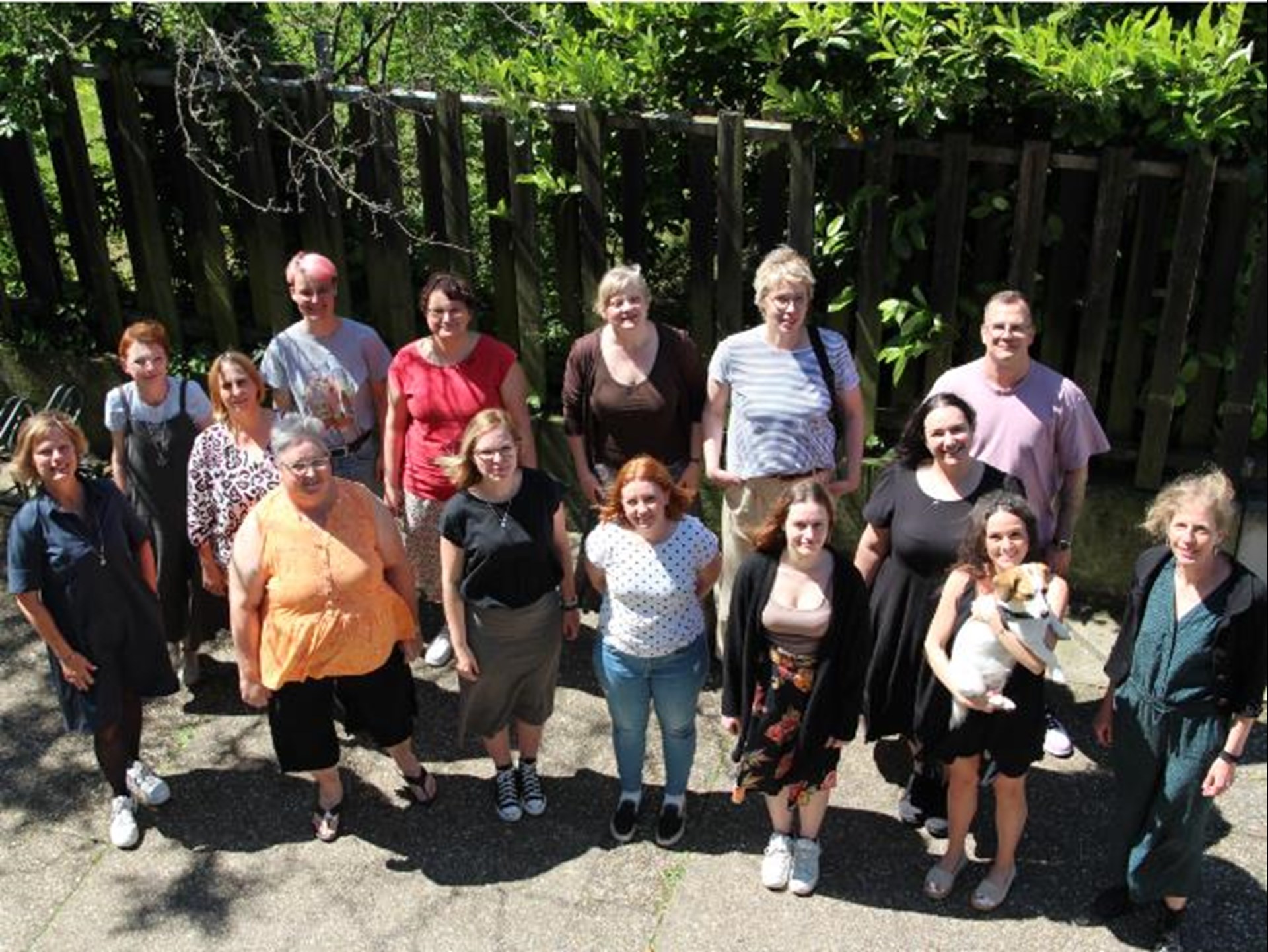 Foto mit dem Team des Suchthilfezentrums Darmstadt